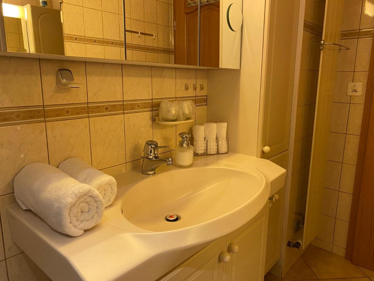 Appartement 3 Lys แซ็ง-ลุยส์ ภายนอก รูปภาพ